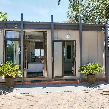 1202 On Cowgill Lägenhet Pretoria-Noord Exteriör bild